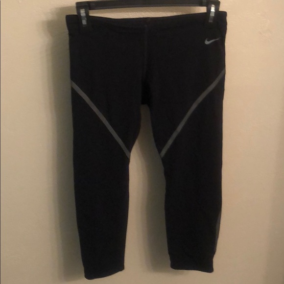 Nike Pants - Nike DriFit Workout Capris